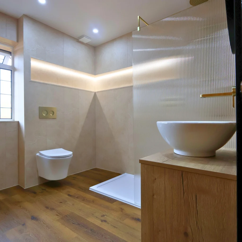 Bathroom Designed by TikiTaki Bathrooms Ltd